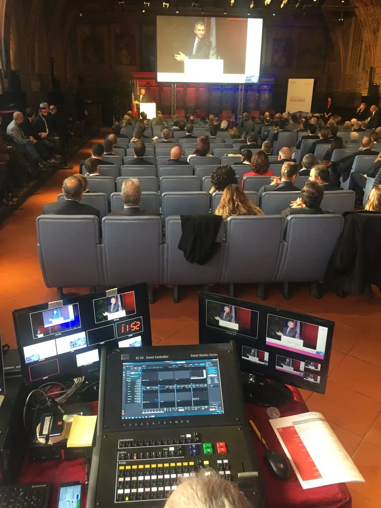 Regia tecnica di un evento live, immagine rappresentativa